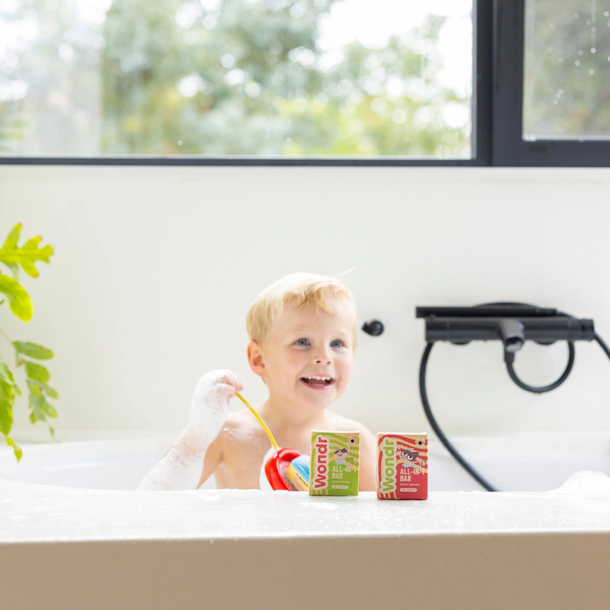 APPLE SPLASH | Kids Bar - Image 6