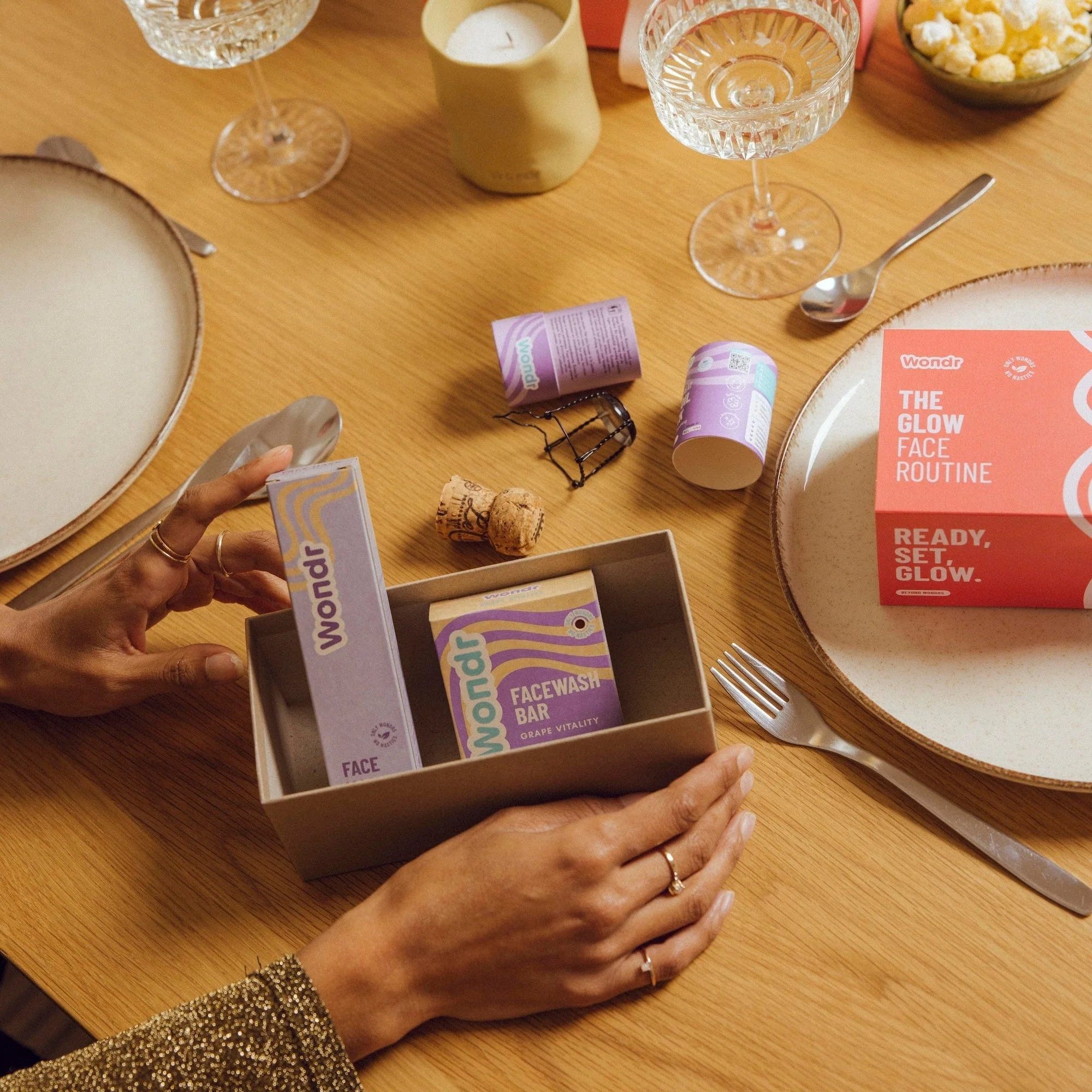 The Glow Face Routine | Wondr Gift - Image 4